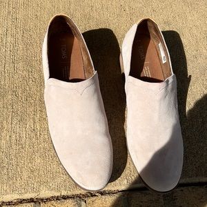 Tom’s suede booties